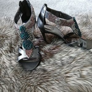 Carlos by Calos Santana,  Shawnee  sz 9